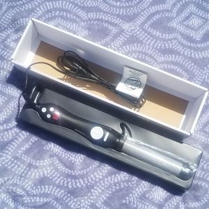 Beachwaver (curling iron)